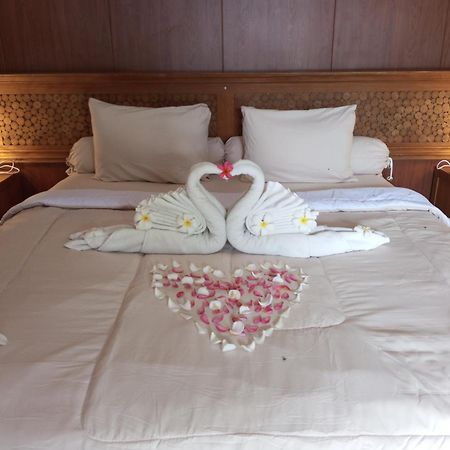 Coral Beach Seaside Gili Trawangan Exterior foto