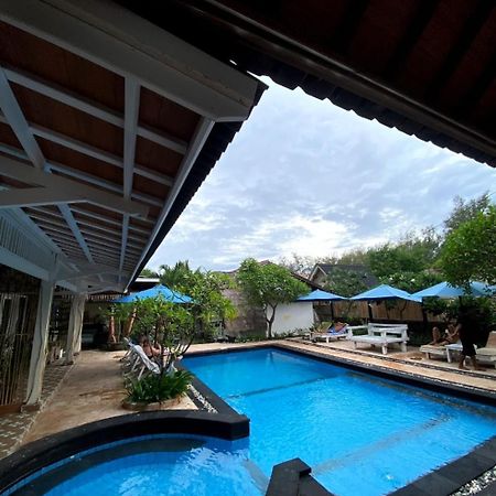 Coral Beach Seaside Gili Trawangan Exterior foto