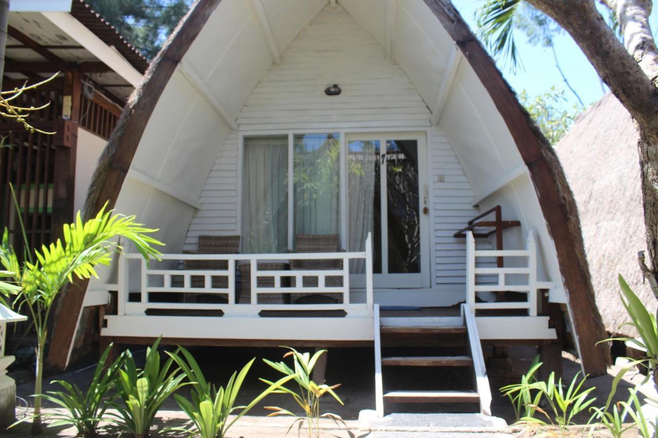 Coral Beach Seaside Gili Trawangan Exterior foto