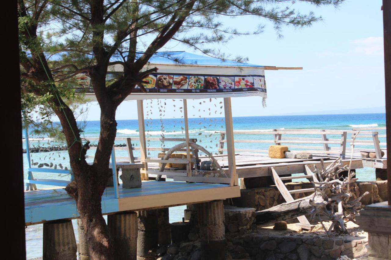 Coral Beach Seaside Gili Trawangan Exterior foto