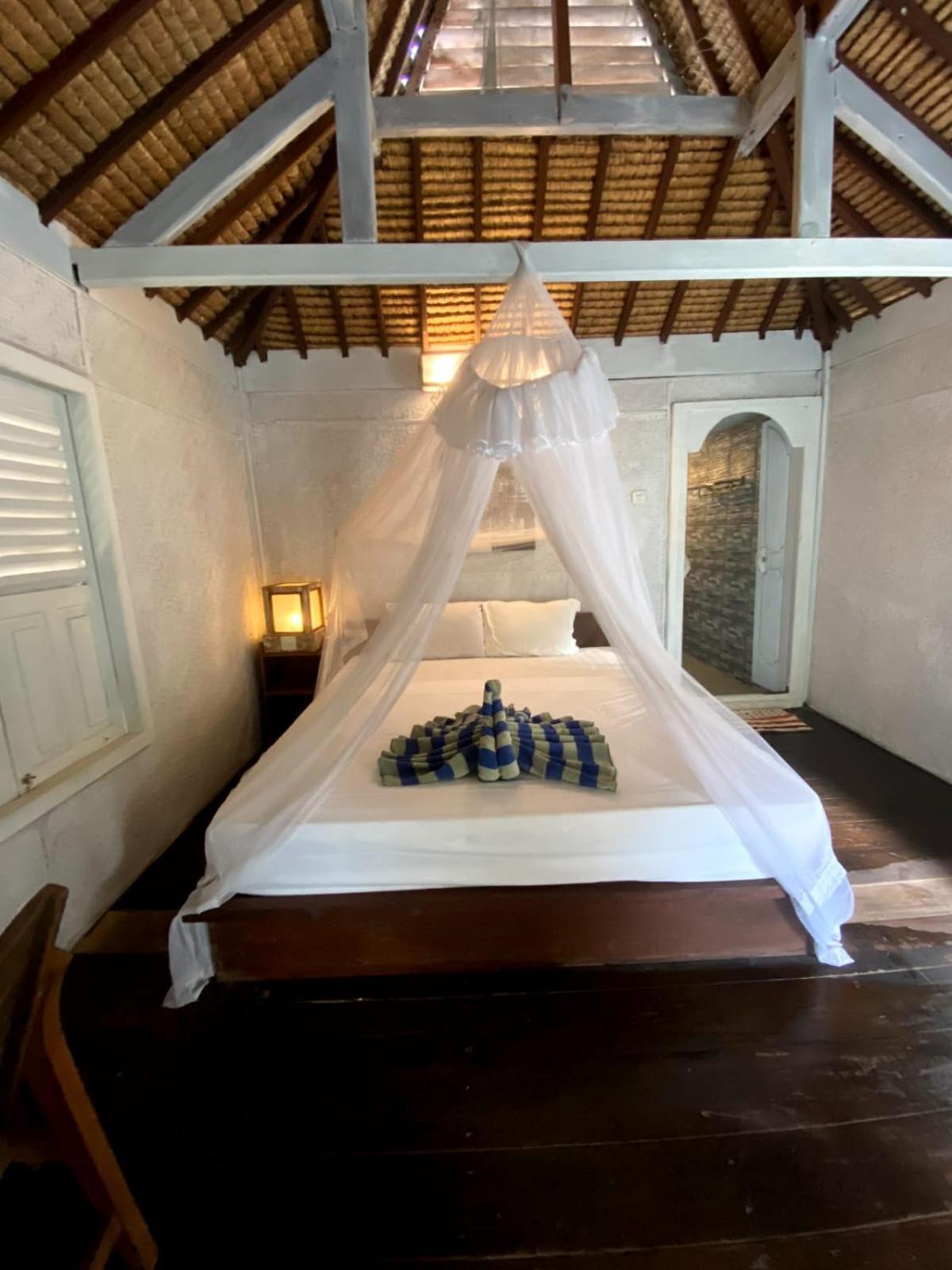 Coral Beach Seaside Gili Trawangan Exterior foto